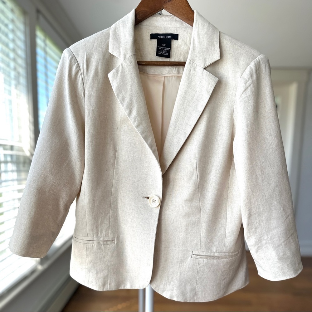 Alison Sheri Cream Blazer with Notched Lapel, Tailored Fit, cotton & linen